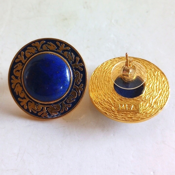 MFA MUSEUM OF FINE ARTS EARRINGS GOLD TONE BLUE STONES ENAMEL RABBITS - Picture 7 of 7